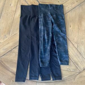 SPANX Leggings Lot Of 3 Black Camo Womens Small One Capri Excellent Condition
